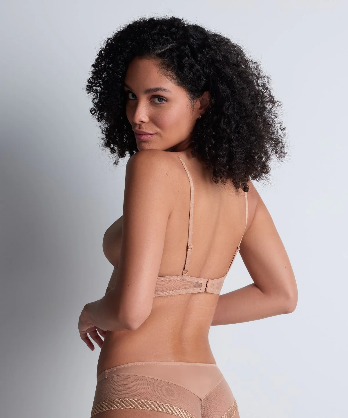 Sheer Emotion Shorty Sand - Image 4