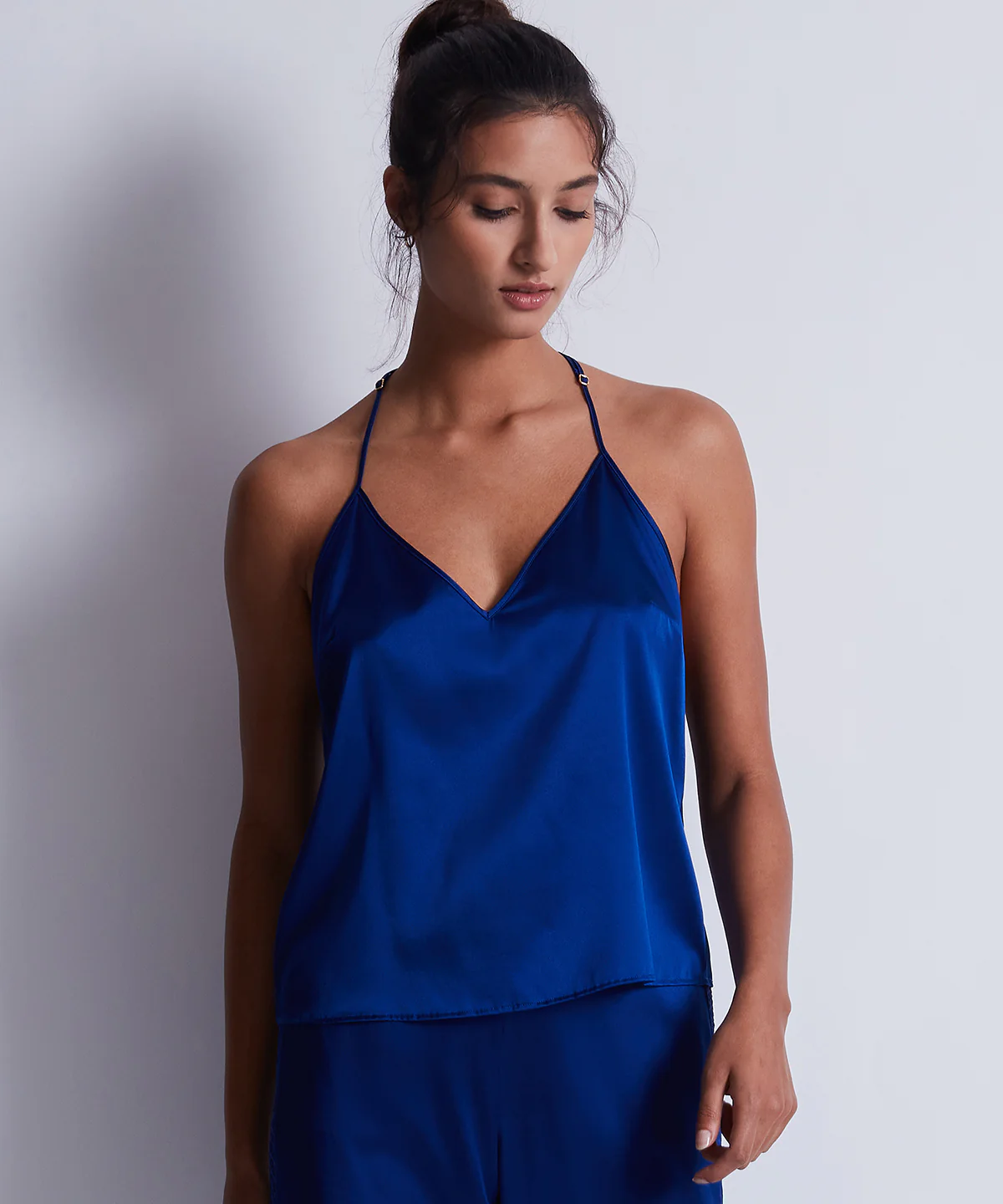 Silk Desire Top Ă fines bretelles Electric Blue - Image 3